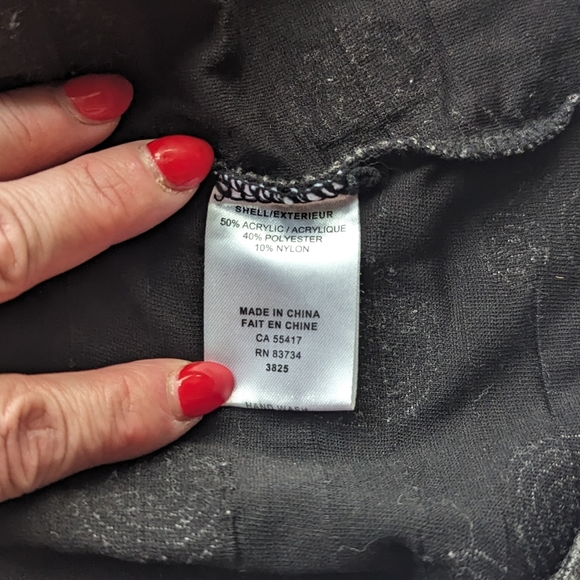 Women's Linea Domani Gray Contrast Beaded Patterned V-Neck Tunic Sweater Size L - Picture 9 of 13